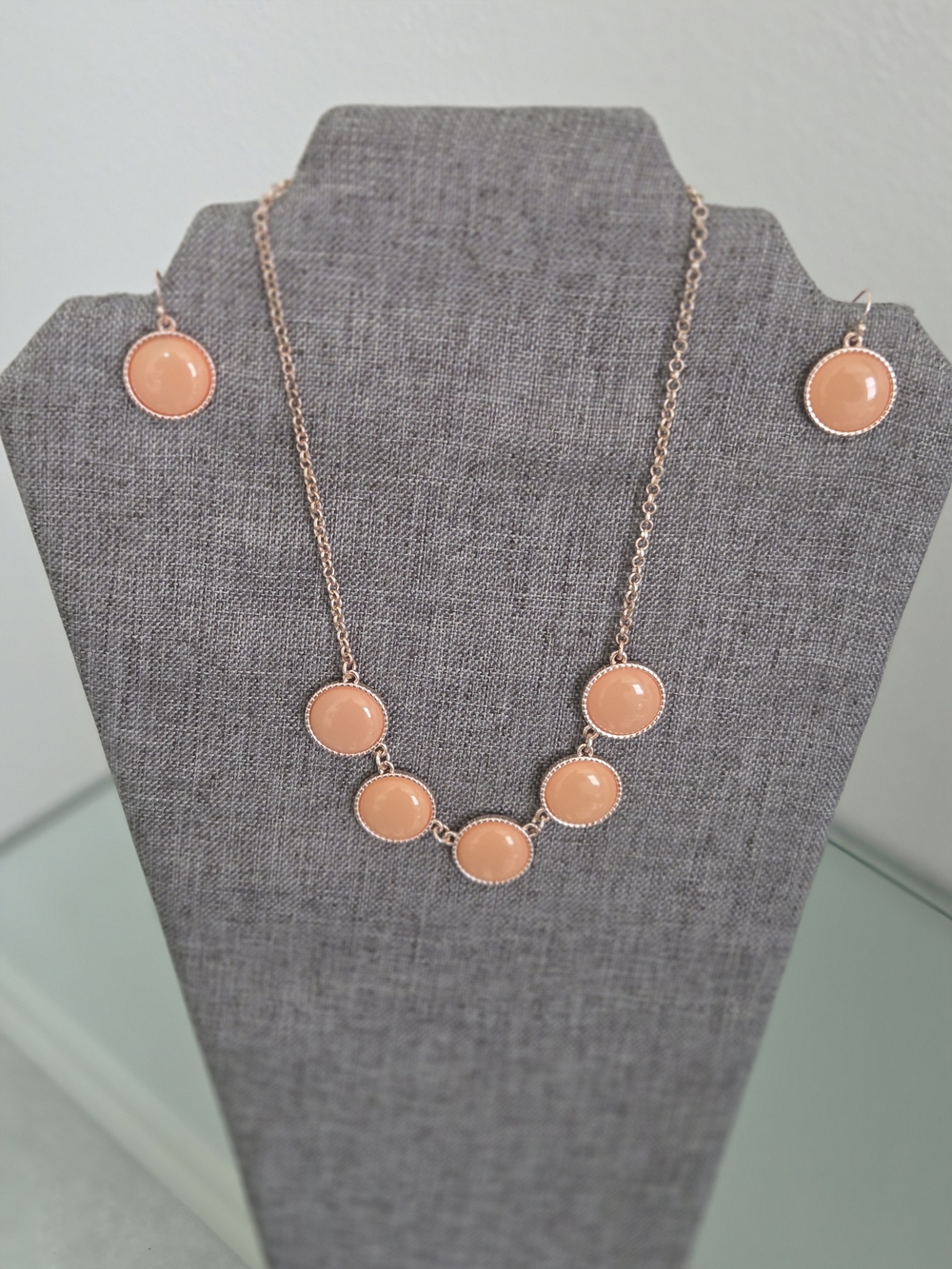 Peach Stone Rose Gold Necklace & Earrings Set